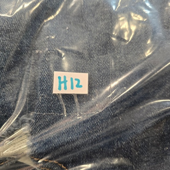 DL1961 Riley Boyfriend Jeans Straight‎ Leg Distressed Lt Seaborn Size 31 - Picture 9 of 9